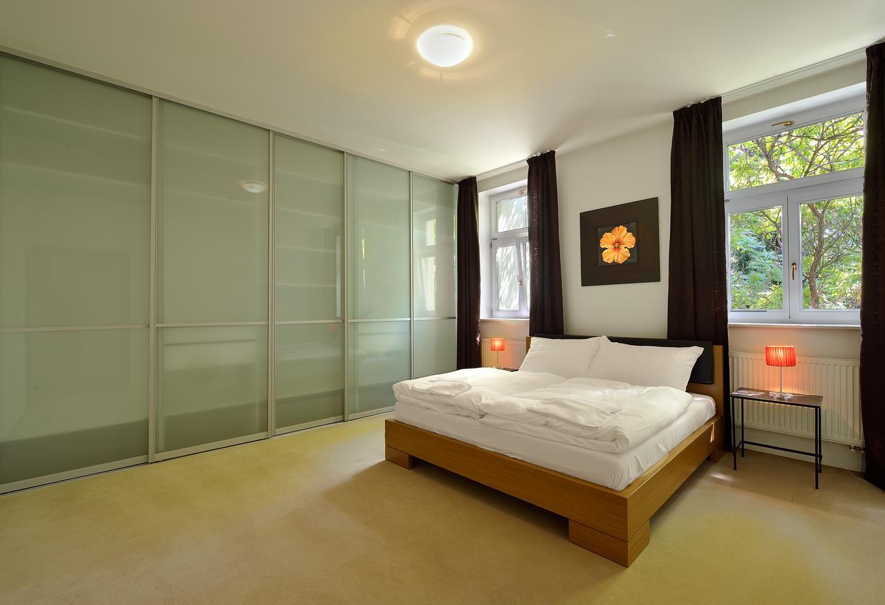 Ambiente Serviced Apartments - Tallerova Pressburg Exterior foto