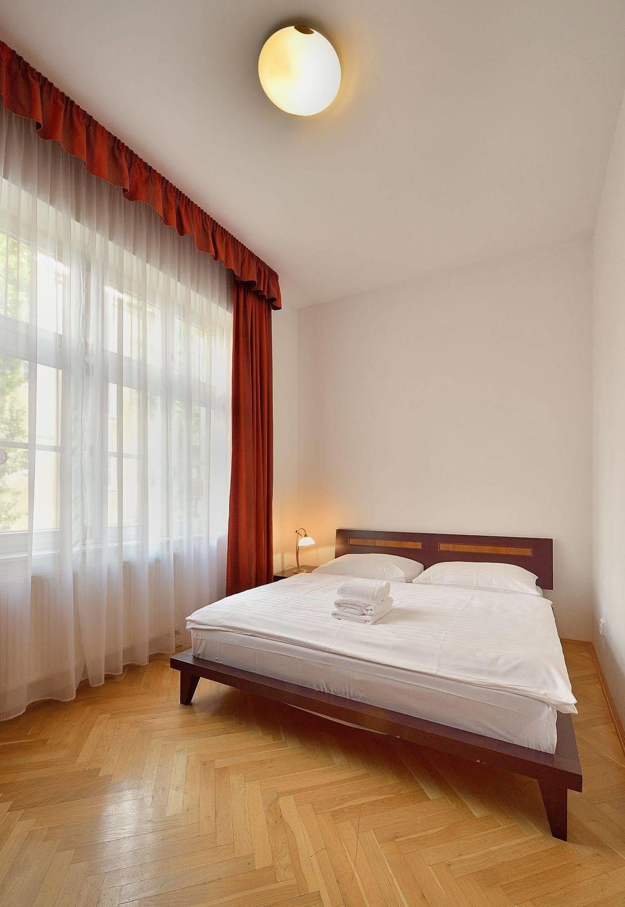 Ambiente Serviced Apartments - Tallerova Pressburg Exterior foto