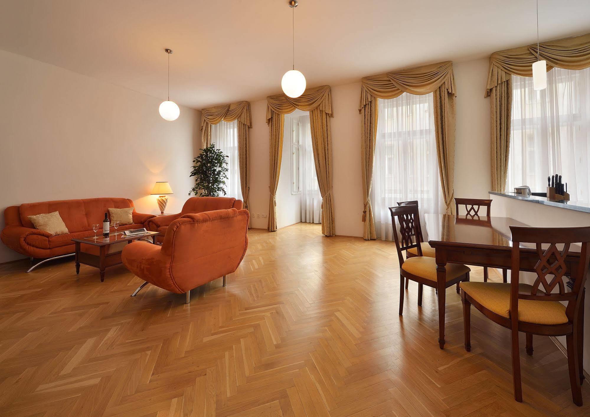 Ambiente Serviced Apartments - Tallerova Pressburg Exterior foto