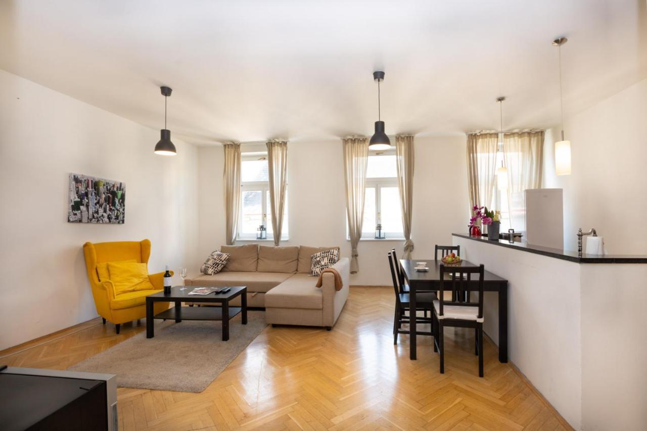 Ambiente Serviced Apartments - Tallerova Pressburg Exterior foto